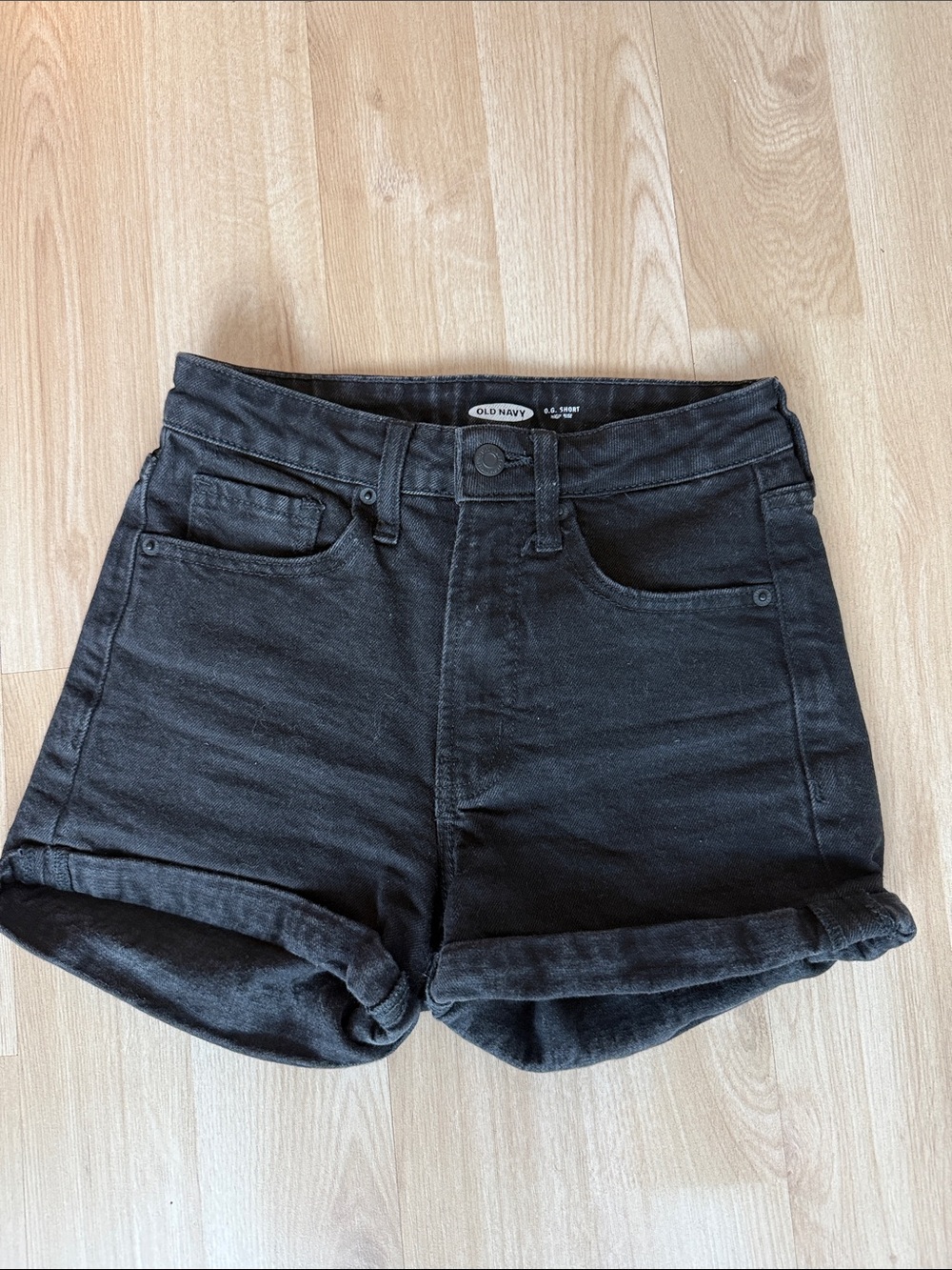 Old Navy OG Highrise Black High-Rise Rolled Hem Jean Shorts